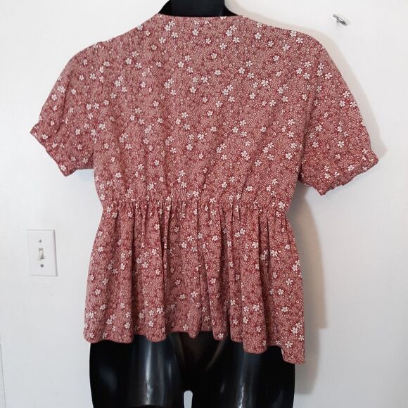 Shein red floral vneck blouse - Picture 3 of 5